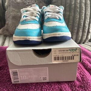 Nike Kids Sneakers - White and Blue